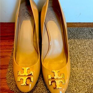 Tory Burch Yellow Heeled Shoes with Signature Logo